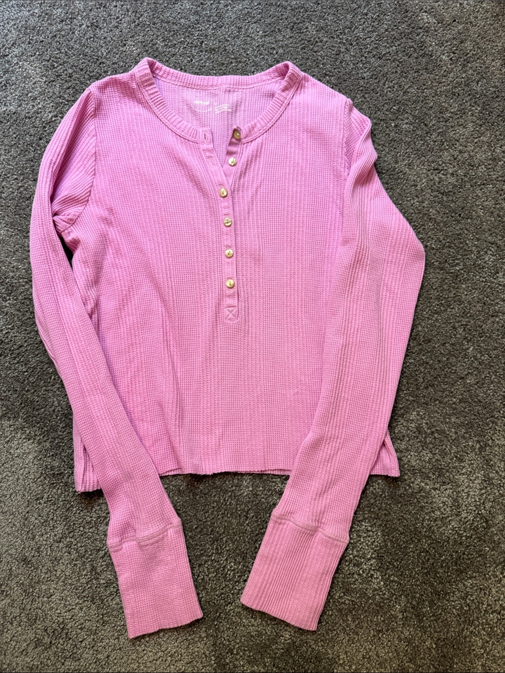 aerie bubble gum Pink Ribbed Henley Top with buttons Sz Small